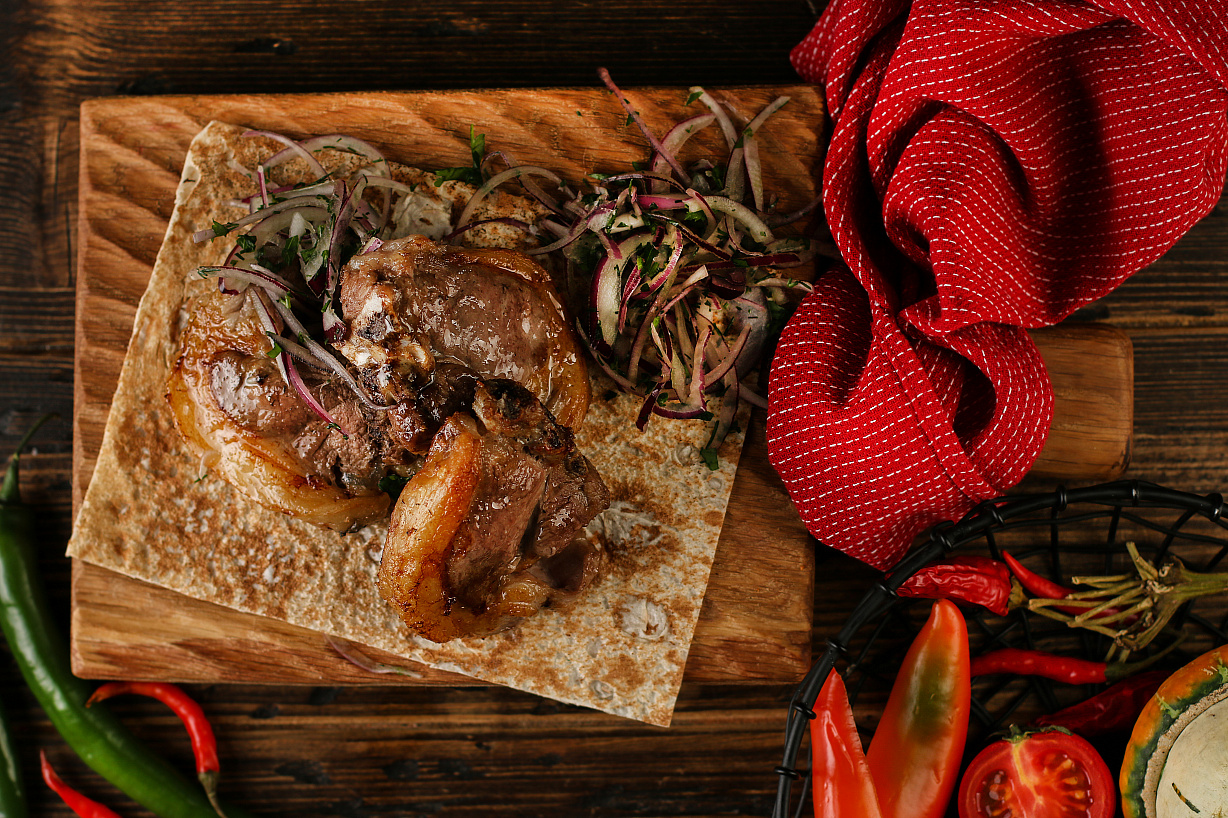 Шашлык из баранины на кости