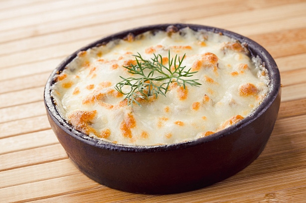 Чашушули с сыром и грибами